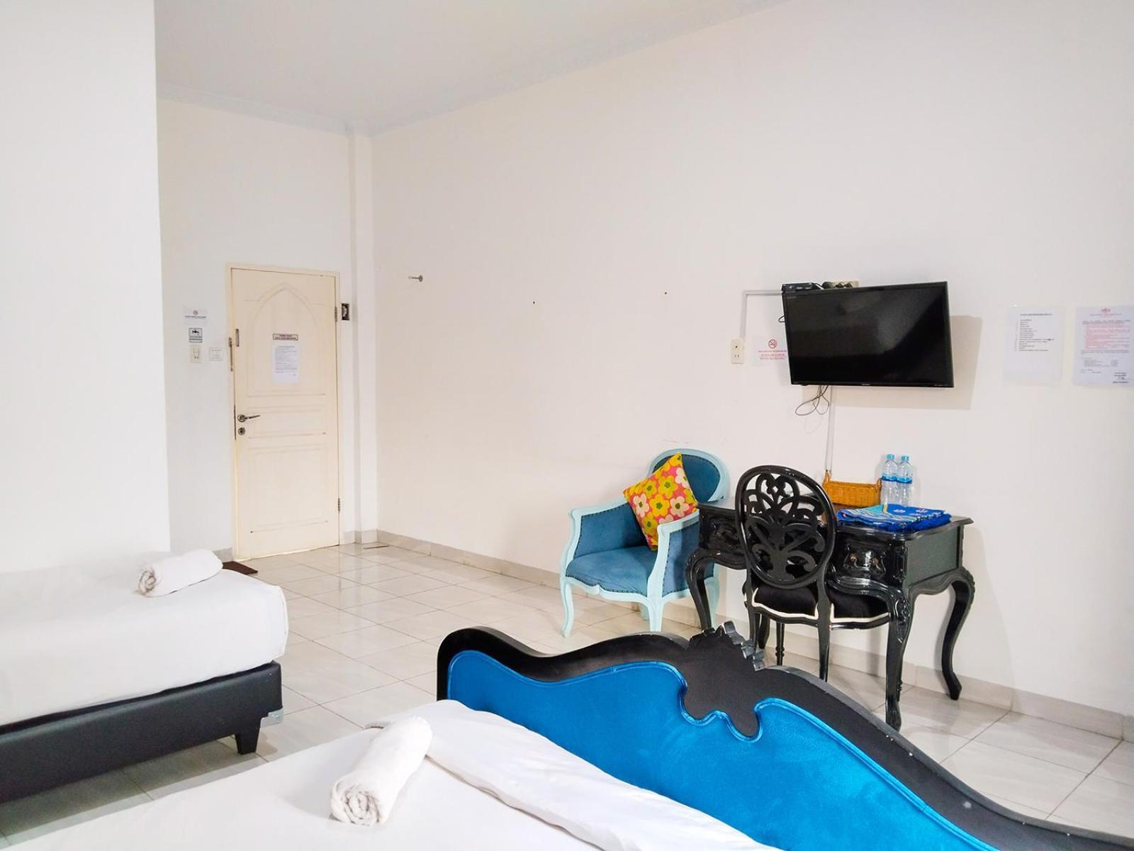 Grand Shaqilla Syariah Hotel Deli Tua Buitenkant foto