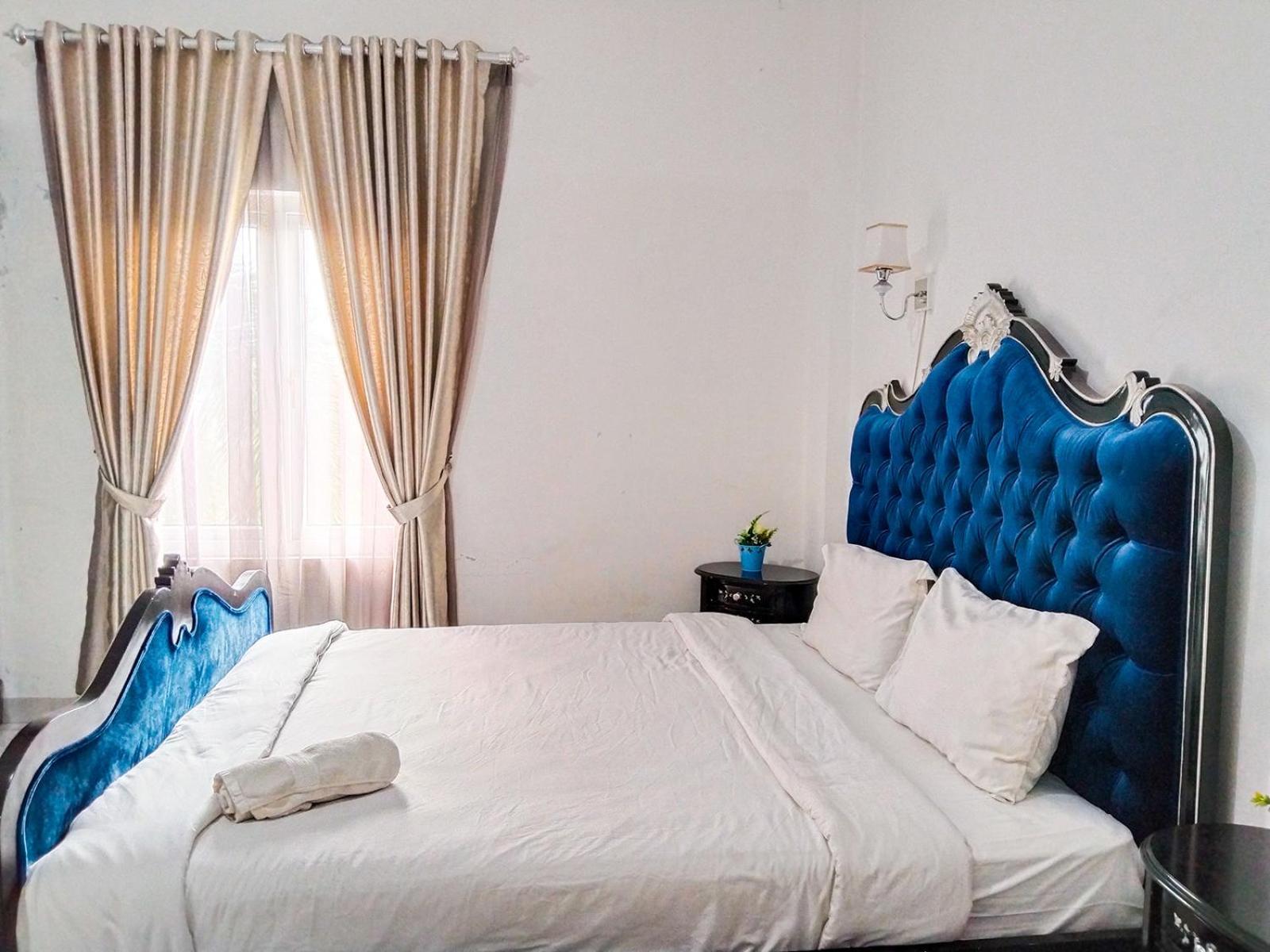Grand Shaqilla Syariah Hotel Deli Tua Buitenkant foto