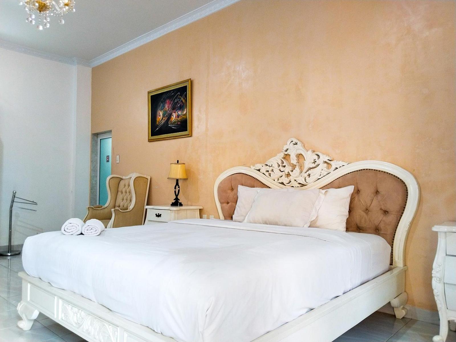 Grand Shaqilla Syariah Hotel Deli Tua Buitenkant foto