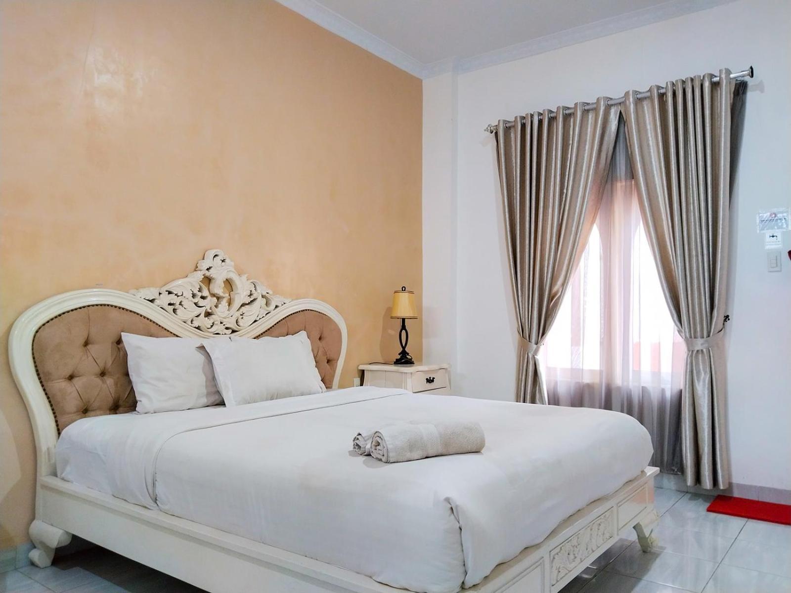 Grand Shaqilla Syariah Hotel Deli Tua Buitenkant foto