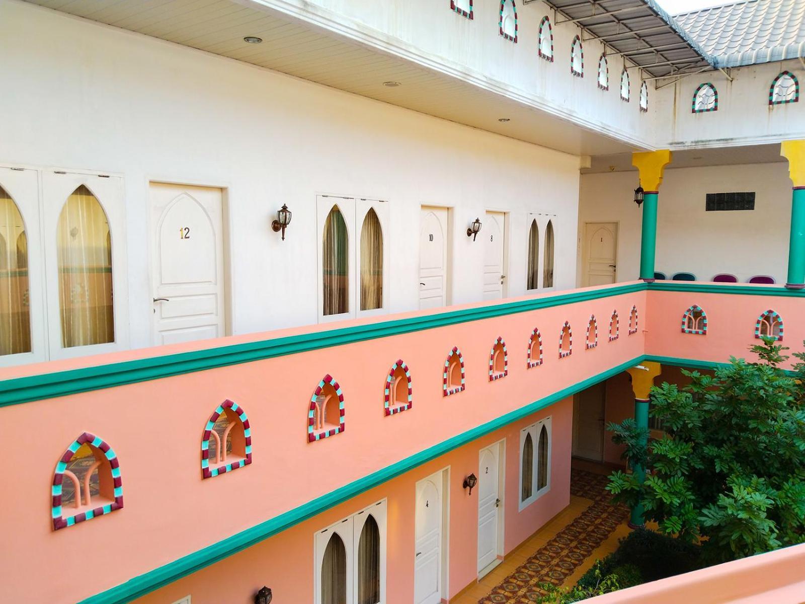 Grand Shaqilla Syariah Hotel Deli Tua Buitenkant foto