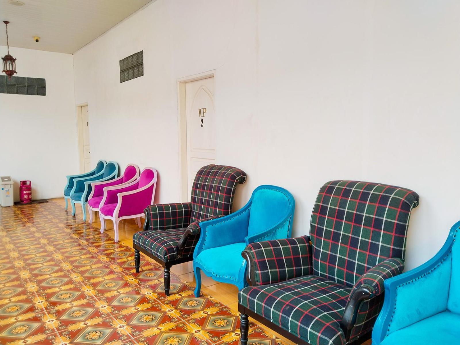Grand Shaqilla Syariah Hotel Deli Tua Buitenkant foto