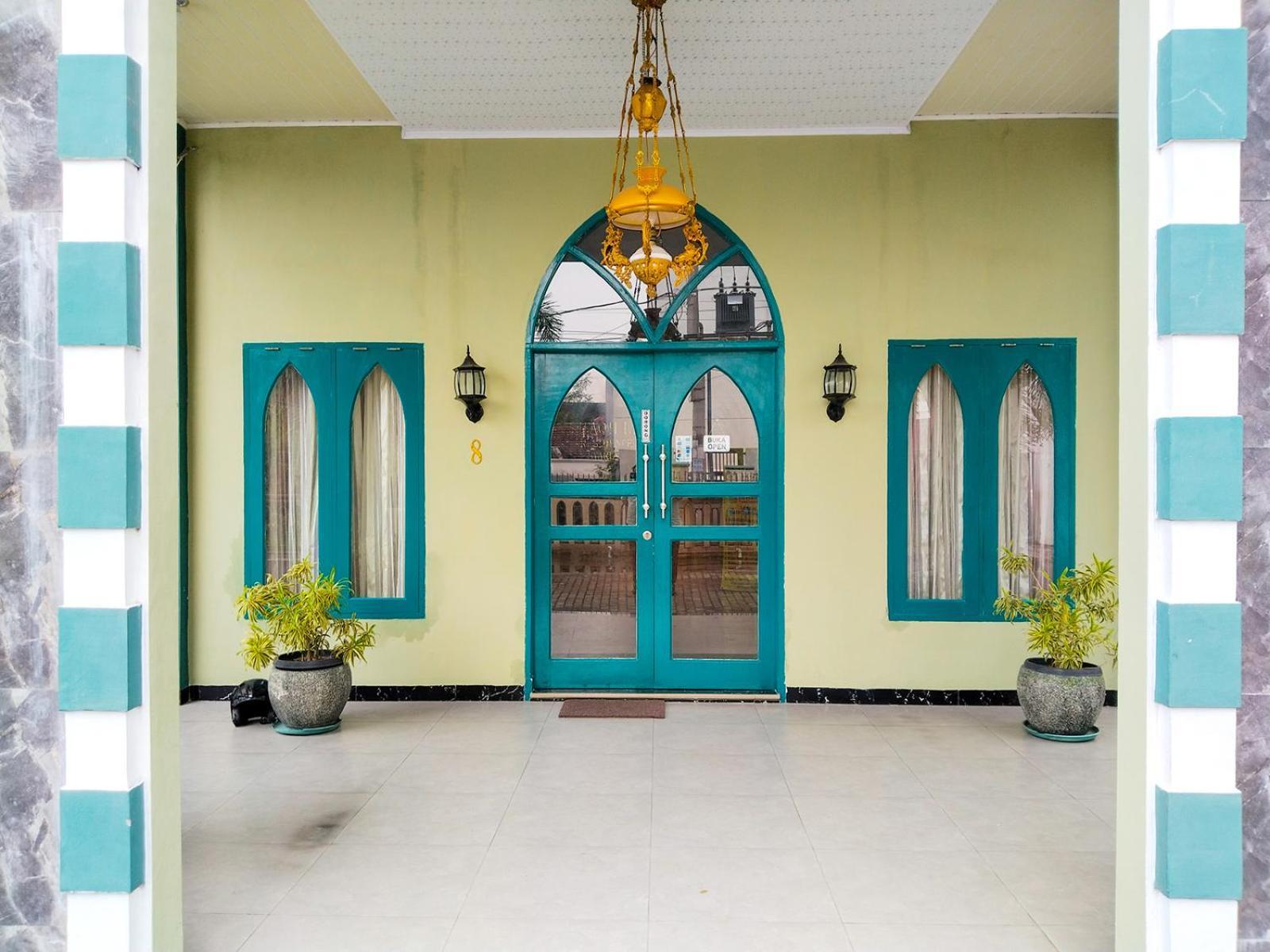 Grand Shaqilla Syariah Hotel Deli Tua Buitenkant foto