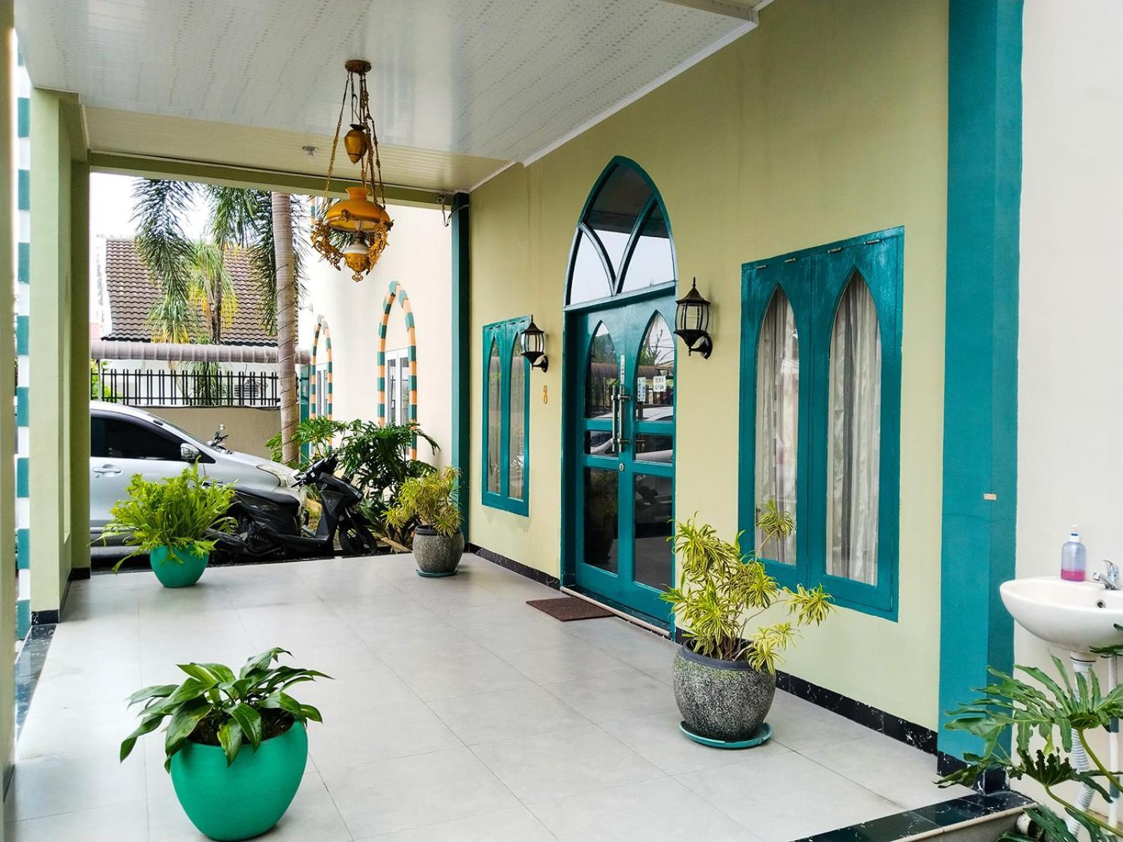 Grand Shaqilla Syariah Hotel Deli Tua Buitenkant foto
